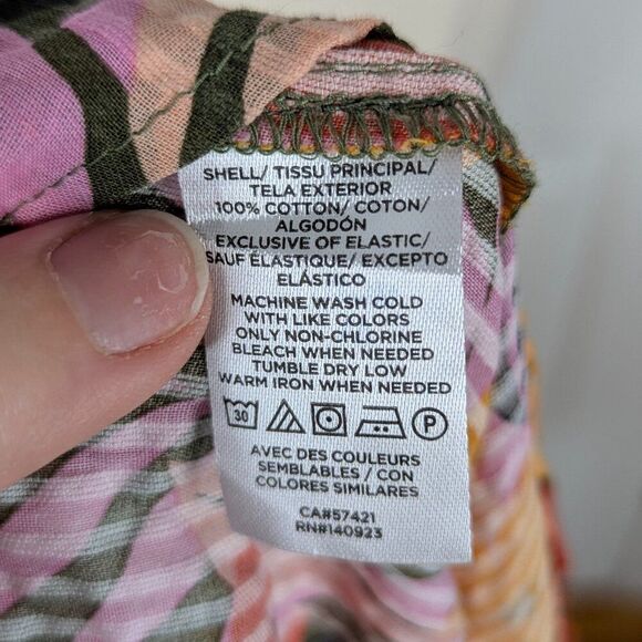 LOFT | Tropical Floral Print Peplum Blouse Size Large - Picture 9 of 9